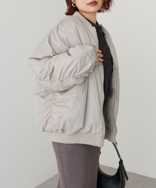 natural couture（ナチュラルクチュール）の「BIGボリュームMA‐1（MA-1・レディース・アイボリー/ブラック/グレイッシュベージュ・FREE）」の17枚目の写真