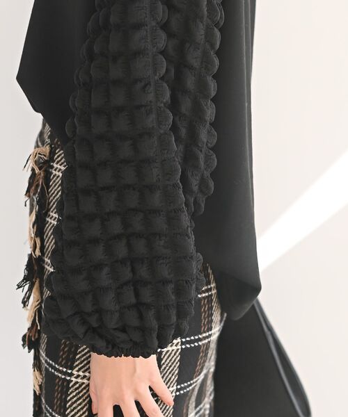 rps（アールピーエス）の「ポコポコスリーブ切替裏起毛プルオーバー（その他トップス・レディース・ブラック/アイボリー・フリー）」の6枚目の写真