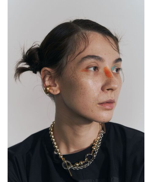 UN3D.（アンスリード）の「OVAL EARCUFFS SLV925 M / オーバルイヤーカフシルバー925M（イヤーカフ・レディース・ゴールド/シルバー・FREE）」の6枚目の写真