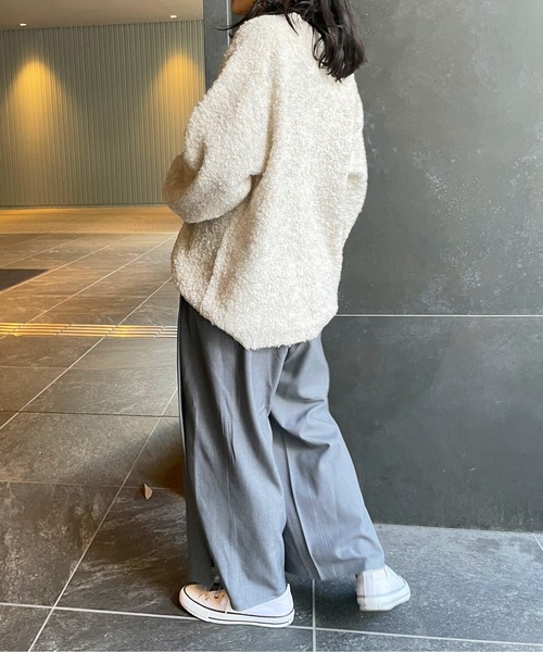 Meli rich(メリーリッチ)の「ループヤーンオーバーサイズニット(ニット/セーター・レディース・オートミール/オレンジ/チャコール・MEDIUM)」の18枚目の写真