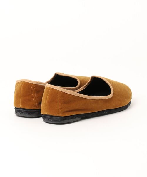 UNICOM(ユニコン)の「<Lila & Fleur>Slip on shoes Adult Brown(スリッポン・レディース・ブラウン・22.5cm/24.0cm/23.0cm/23.5cm/24.5cm)」の6枚目の写真