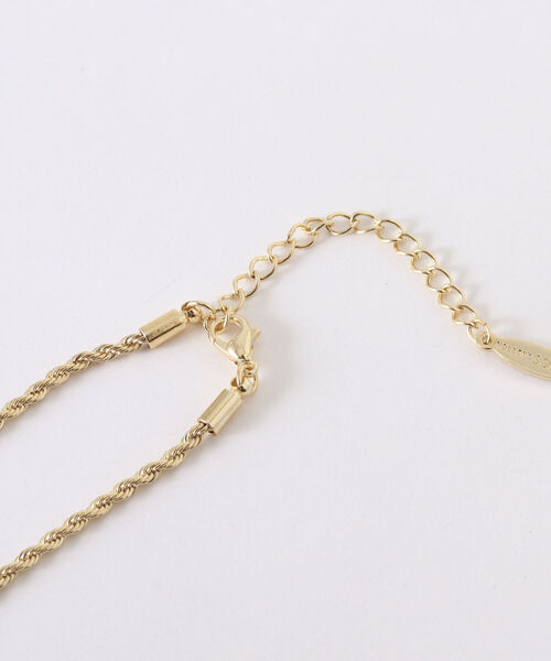 NOLLEY’S Sophi（ノーリーズソフィ）の「ツイストリングネックレス（ネックレス・レディース・ゴールド/シルバー・FREE）」の5枚目の写真