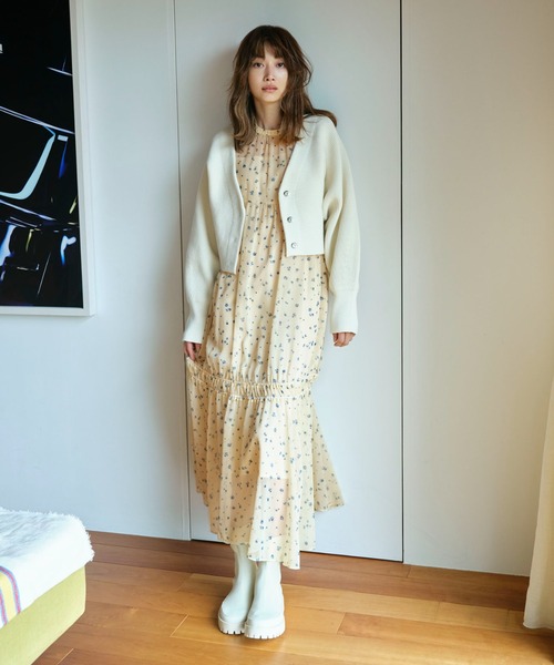 emmi（エミ）の「【emmi atelier】ecoニットブーツ（ブーツ・レディース・アイボリー・22.5cm/23cm/23.5cm/24cm/24.5cm/25cm）」の4枚目の写真