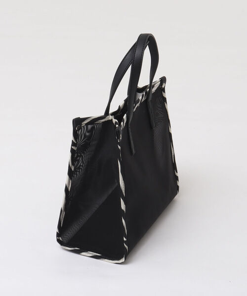 NOLLEY’S（ノーリーズ）の「チュールメッシュパイピングトートバッグ（トートバッグ・レディース・ブラック系その他3/ベージュ系その他3・FREE）」の17枚目の写真