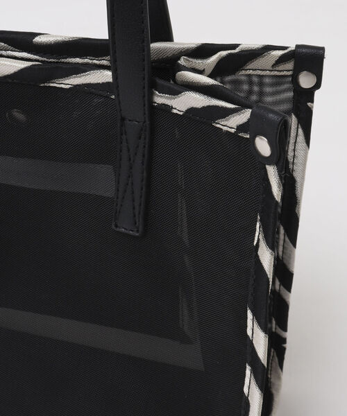 NOLLEY’S（ノーリーズ）の「チュールメッシュパイピングトートバッグ（トートバッグ・レディース・ブラック系その他3/ベージュ系その他3・FREE）」の20枚目の写真