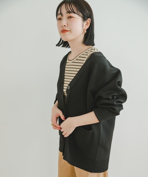 ITEMS URBANRESEARCH(アイテムズ アーバンリサーチ)の「ライトVネックカーディガン(カーディガン/ボレロ・レディース・グレー系その他/モカ/ブラック/グリーン系その他・FREE)」の6枚目の写真