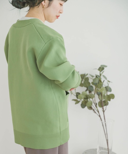 ITEMS URBANRESEARCH(アイテムズ アーバンリサーチ)の「ライトVネックカーディガン(カーディガン/ボレロ・レディース・グレー系その他/モカ/ブラック/グリーン系その他・FREE)」の19枚目の写真