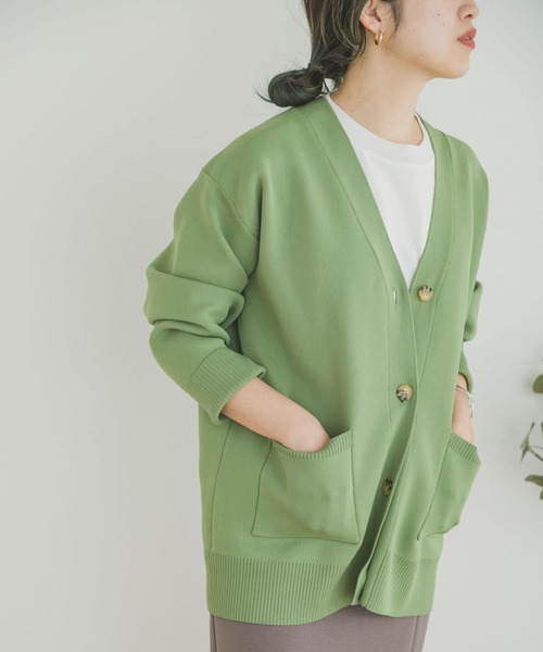 ITEMS URBANRESEARCH(アイテムズ アーバンリサーチ)の「ライトVネックカーディガン(カーディガン/ボレロ・レディース・グレー系その他/モカ/ブラック/グリーン系その他・FREE)」の22枚目の写真