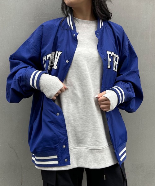 INGNI(イング)の「ナイロンスタジャン(スタジャン・レディース・ホワイト×ネイビー/ブラック×ホワイト/ブルー系2・M)」の3枚目の写真