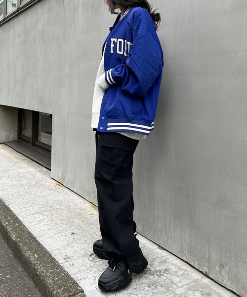 INGNI(イング)の「ナイロンスタジャン(スタジャン・レディース・ホワイト×ネイビー/ブラック×ホワイト/ブルー系2・M)」の16枚目の写真