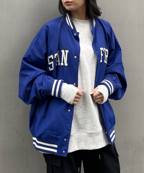 INGNI(イング)の「ナイロンスタジャン(スタジャン・レディース・ホワイト×ネイビー/ブラック×ホワイト/ブルー系2・M)」の13枚目の写真