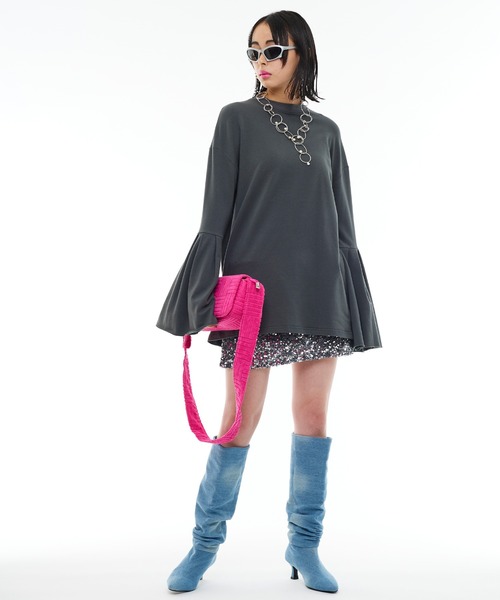 Narcissus（ナルシス）の「【Narcissus】フレアロングTシャツ（Tシャツ/カットソー・レディース・チャコールグレー/グリーン・FREE）」の3枚目の写真