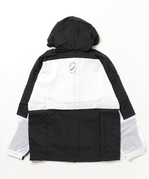 NIKE（ナイキ）の「ナイキ スポーツウェア メンズ フーデッド ウーブン