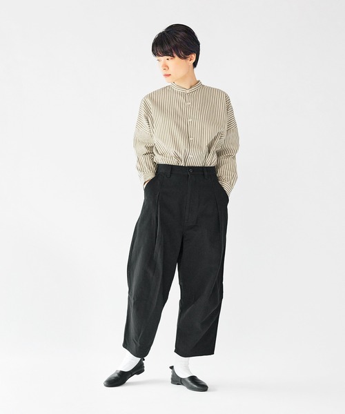SETTO（セット）の「DOKONO PANTS：ワイドタックパンツ（チノパンツ・レディース・ベージュ/ブラック・M/L）」の7枚目の写真