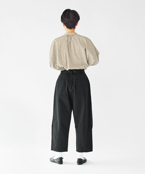 SETTO（セット）の「DOKONO PANTS：ワイドタックパンツ（チノパンツ・レディース・ベージュ/ブラック・M/L）」の10枚目の写真