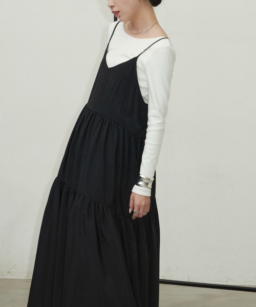 Aunt Marie's(アントマリーズ)の「ボリュームティアードキャミワンピース(ワンピース・レディース・ブラウン/ブラック/ブルー/ピンク・FREE)」の12枚目の写真