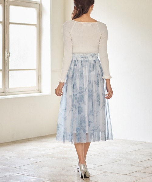 tocco closet(トッコ クローゼット)の「フラワープリントチュールフレアスカート(スカート・レディース・サックスブルー/ホワイト・M)」の4枚目の写真
