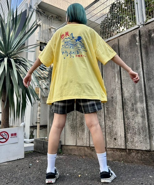 Candy Stripper（キャンディストリッパー）の「KUNG FU PEPE BIG Tシャツ（Tシャツ/カットソー・レディース・イエロー/オフホワイト/レッド/ブラック・2）」の12枚目の写真
