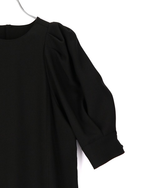 ADAM ET ROPE'(アダムエロペ)の「【WEB限定】バックコンシャスワンピース(ワンピース・レディース・ブラック/グリーン/ベージュ・FREE)」の16枚目の写真
