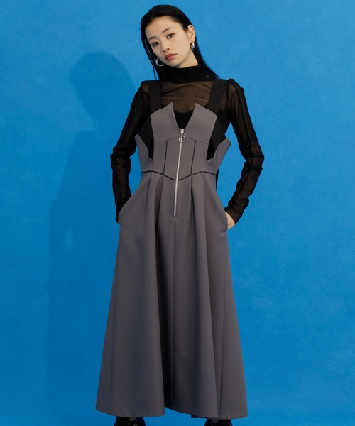 UNITED TOKYO（ユナイテッドトウキョウ）の「カッティングポイントジャンパースカート（ジャンパースカート・レディース・ブラック/グレー・1/2）」の19枚目の写真