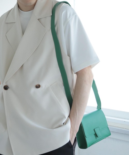 SENSE OF PLACE by URBAN RESEARCH(センスオブプレイスバイアーバンリサーチ)の「『ユニセックス』ダブルブレストベスト(ベスト・メンズ・ブラック/ブルー/ライトベージュ・MEDIUM/LARGE)」の10枚目の写真