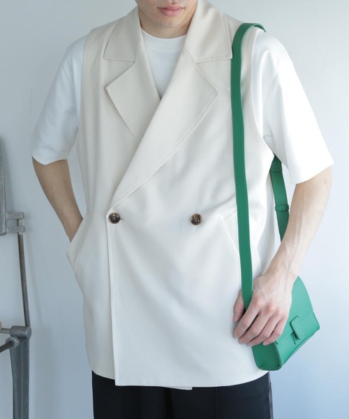 SENSE OF PLACE by URBAN RESEARCH(センスオブプレイスバイアーバンリサーチ)の「『ユニセックス』ダブルブレストベスト(ベスト・メンズ・ブラック/ブルー/ライトベージュ・MEDIUM/LARGE)」の11枚目の写真