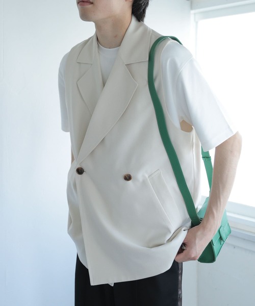 SENSE OF PLACE by URBAN RESEARCH(センスオブプレイスバイアーバンリサーチ)の「『ユニセックス』ダブルブレストベスト(ベスト・メンズ・ブラック/ブルー/ライトベージュ・MEDIUM/LARGE)」の13枚目の写真