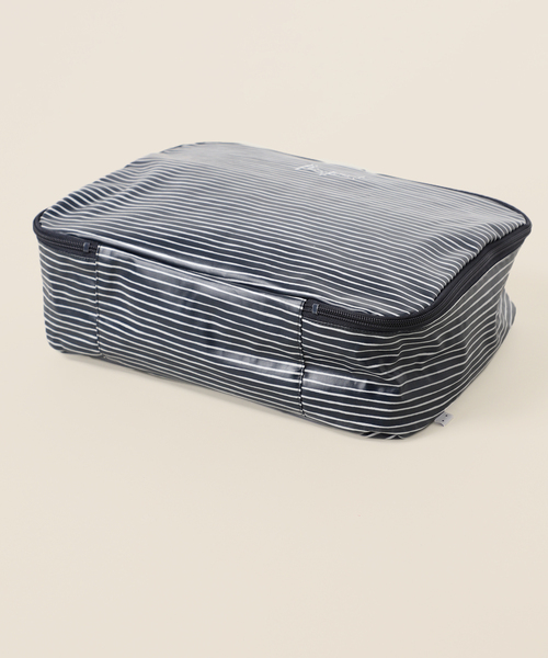 IENA ENFANT(イエナアンファン)の「《追加》【BASIC】トラベルポーチ LARGE baby-kids(ポーチ・キッズ・ブラック/ネイビー/ホワイト・FREE)」の6枚目の写真