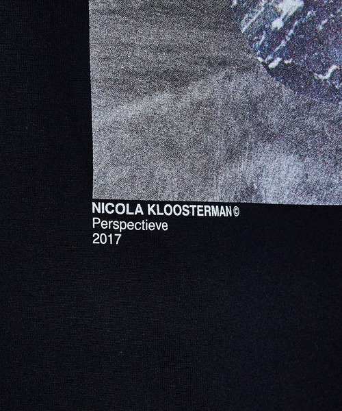 JANESMITH（ジェーンスミス）の「JANESMITH ジェーンスミス / NICOLA KLOOSTERMAN WONDERLUST 2017 PERSPECTIEVE 2017 S/S T-SHIRT グラフィックプリントビッグシルエットTシャツ / 23WCT-#954S（Tシャツ/カットソー・レディース・ブラック/ホワイト・XS/S/M/L/XL）」の11枚目の写真
