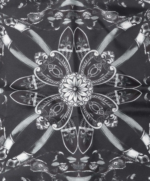 HARE(ハレ)の「シルクガラスカーフ(HARE)(バンダナ/スカーフ・メンズ・ブラック/ブラウン・FREE)」の9枚目の写真