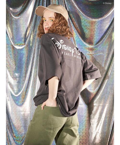 Disney(ディズニー)の「100year 切り替え半袖カットプルオーバー(Tシャツ/カットソー・レディース・チャコールグレー/ホワイト・FREE)」の3枚目の写真