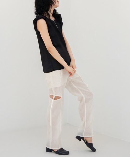 VACANCY（ヴァカンシー）の「カットスリットシガレットパンツ（その他パンツ・レディース・グレー/アイボリー/ブラック・MEDIUM/LARGE/SMALL）」の15枚目の写真