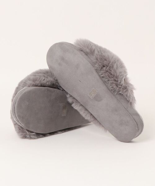 SNIDEL HOME(スナイデルホーム)の「ローヒールボリュームファースリッパ(ルームシューズ/スリッパ・レディース・ホワイト/ピンク/モカ・FREE)」の13枚目の写真