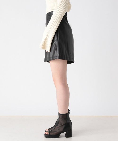 Heather(ヘザー)の「ハイウエストショートパンツ 967878(その他パンツ・レディース・アイボリー/ブラック・S/M)」の15枚目の写真