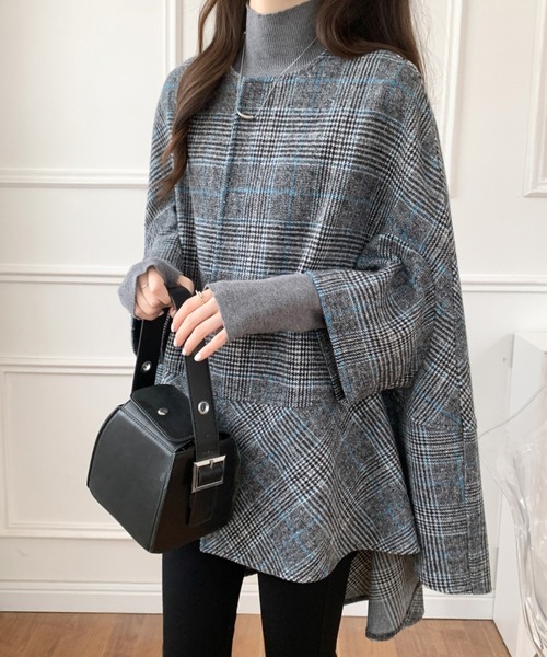 ABITOKYO（アビトーキョー）の「ビックシルエットチェック柄ドルマン ポンチョ（ポンチョ・レディース・グレー系その他2/グレー系その他/ブラック系その他/ベージュ/モカ/ブラック/ブルーグレー/アイボリー/グレイッシュベージュ/チャコールグレー/ベージュ系その他/ブラック系その他2/ブラウン系その他/グレー系その他3・L/M）」の16枚目の写真