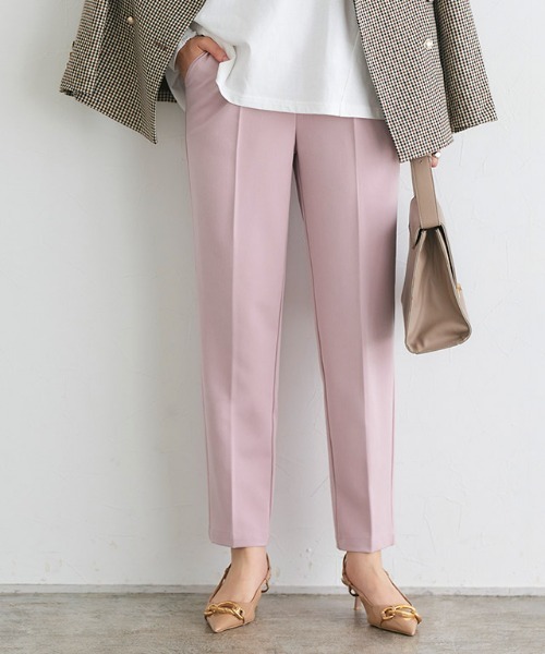 Pierrot（ピエロ）の「高見えゆるテーパードパンツ（スラックス・レディース・アイボリー/グレイッシュベージュ/チャコール/ブルーグリーン/ブラック/ダークネイビー/グリーン系その他/ライトイエロー/ベージュ/スモークピンク/インディゴブルー/グレー系その他/グリーン系その他2/グレー系その他2/ベージュ系その他/モカ/ライトベージュ・PL/TL/PS/S/M/TM/L/TLL/LL/PM）」の17枚目の写真