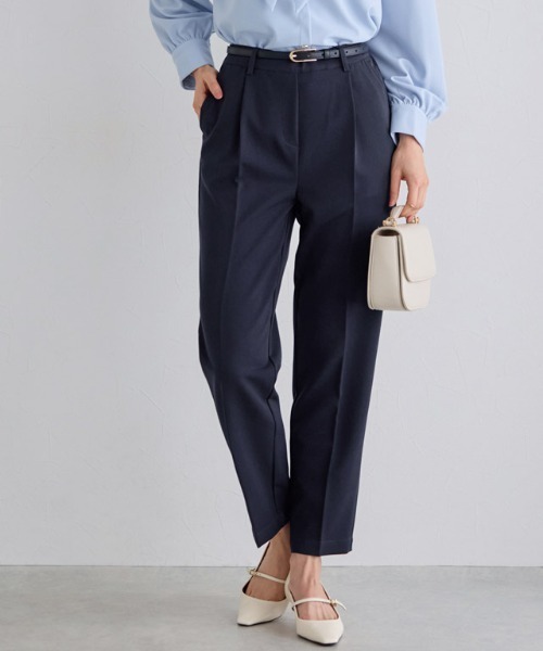 Pierrot（ピエロ）の「高見えゆるテーパードパンツ（スラックス・レディース・アイボリー/グレイッシュベージュ/チャコール/ブルーグリーン/ブラック/ダークネイビー/グリーン系その他/ライトイエロー/ベージュ/スモークピンク/インディゴブルー/グレー系その他/グリーン系その他2/グレー系その他2/ベージュ系その他/モカ/ライトベージュ・PL/TL/PS/S/M/TM/L/TLL/LL/PM）」の15枚目の写真