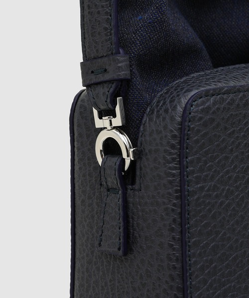 5AC CAMERA BAG MEDIUM（ショルダーバッグ）｜Maison Margiela
