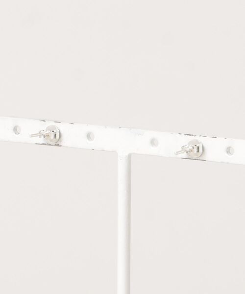 TONE SELECT GOODS(トーンセレクトグッズ)の「【925 SILVER ACC】プチハートドロップピアス5mmSV925(OG)(ピアス(両耳用)・レディース・シルバー・FREE)」の2枚目の写真