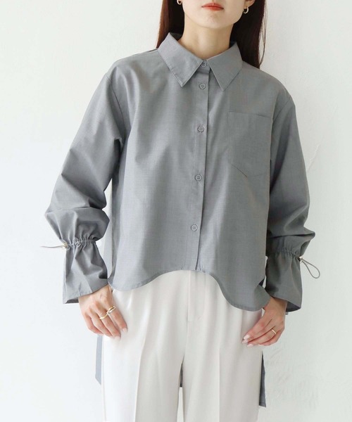 vingtrois（バントロア）の「【vingtrois】カーブデザインバックスリットシャツ（シャツ/ブラウス・レディース・オフホワイト/杢グレー/ブラック・M）」の3枚目の写真