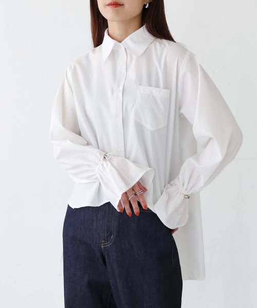 vingtrois（バントロア）の「【vingtrois】カーブデザインバックスリットシャツ（シャツ/ブラウス・レディース・オフホワイト/杢グレー/ブラック・M）」の6枚目の写真