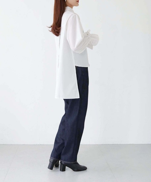 vingtrois（バントロア）の「【vingtrois】カーブデザインバックスリットシャツ（シャツ/ブラウス・レディース・オフホワイト/杢グレー/ブラック・M）」の14枚目の写真