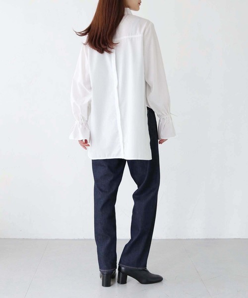 vingtrois（バントロア）の「【vingtrois】カーブデザインバックスリットシャツ（シャツ/ブラウス・レディース・オフホワイト/杢グレー/ブラック・M）」の15枚目の写真