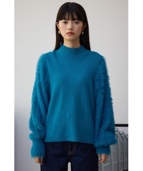AZUL by moussy（アズールバイマウジー）の「シャギースリーブニットトップス（ニット/セーター・レディース・ライトグレー/ブルー/ブラック/オフホワイト・MEDIUM/SMALL）」の8枚目の写真