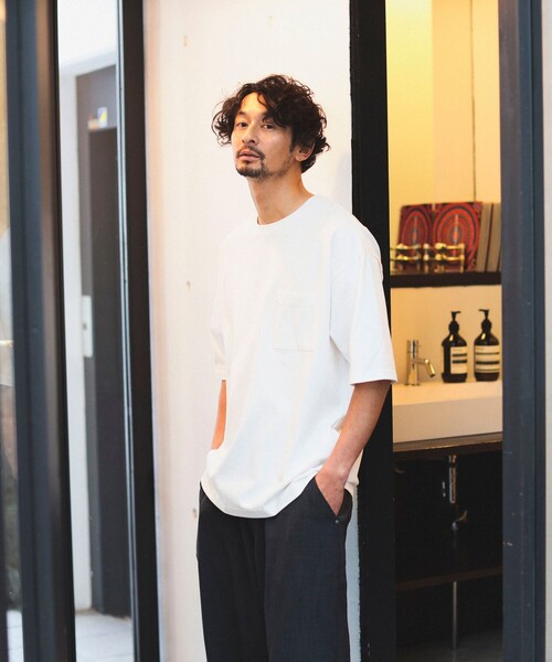 B:MING by BEAMS(ビーミングバイビームス)の「B:MING by BEAMS / ヘビーウエイト ドロップショルダー Tシャツ(ユニセックス対応)(Tシャツ/カットソー・メンズ・オリーブ/レッド系その他7/ネイビー/ブラウン系その他5/ブラック/オフホワイト/サックスブルー/イエロー系その他5・SMALL/LARGE/MEDIUM/X-LARGE/XX-LARGE)」の10枚目の写真