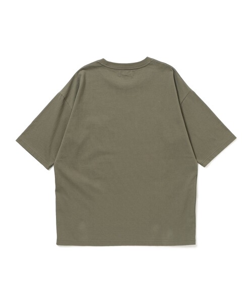 B:MING by BEAMS(ビーミングバイビームス)の「B:MING by BEAMS / ヘビーウエイト ドロップショルダー Tシャツ(ユニセックス対応)(Tシャツ/カットソー・メンズ・オリーブ/レッド系その他7/ネイビー/ブラウン系その他5/ブラック/オフホワイト/サックスブルー/イエロー系その他5・SMALL/LARGE/MEDIUM/X-LARGE/XX-LARGE)」の15枚目の写真