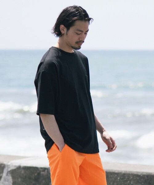 B:MING by BEAMS(ビーミングバイビームス)の「B:MING by BEAMS / ヘビーウエイト ドロップショルダー Tシャツ(ユニセックス対応)(Tシャツ/カットソー・メンズ・オリーブ/レッド系その他7/ネイビー/ブラウン系その他5/ブラック/オフホワイト/サックスブルー/イエロー系その他5・SMALL/LARGE/MEDIUM/X-LARGE/XX-LARGE)」の1枚目の写真