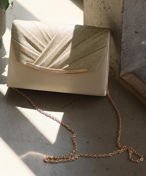 PourVous(プールヴー)の「ラメカシュクールクラッチバッグ 結婚式 同窓会 オケージョン お呼ばれ(クラッチバッグ・レディース・ベージュ/シルバー/ブラック・FREE)」の1枚目の写真