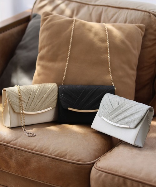 PourVous(プールヴー)の「ラメカシュクールクラッチバッグ 結婚式 同窓会 オケージョン お呼ばれ(クラッチバッグ・レディース・ベージュ/シルバー/ブラック・FREE)」の5枚目の写真