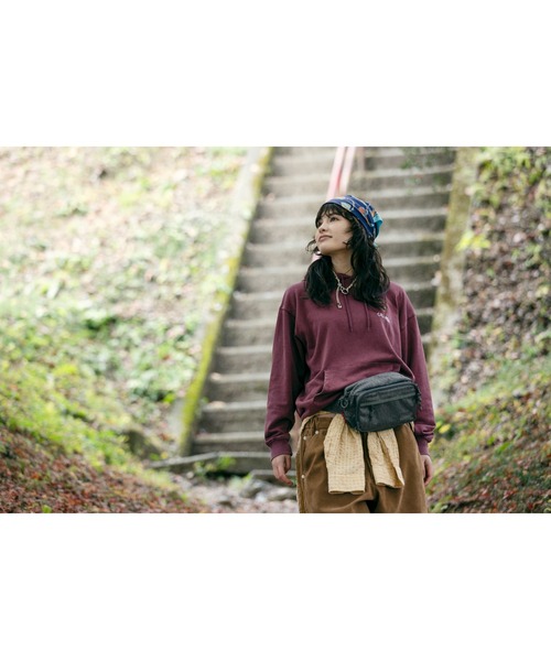 COLEMAN(コールマン)の「ウォーカーポーチ(ヘリンボーン・バターナッツ・アイスホワイト)(ボディバッグ/ウエストポーチ・レディース・グレー系その他/ホワイト系その他/ブラウン系その他・2L)」の12枚目の写真